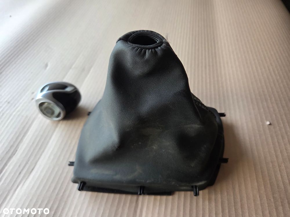 Gałka zmiany biegów Peugeot 308 T9 - 7