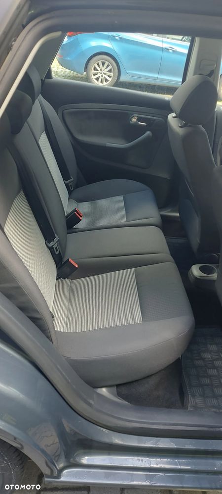 Seat Ibiza 1.4 16V Style - 10