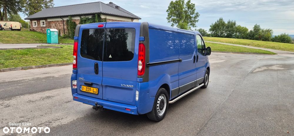 Opel Vivaro - 15
