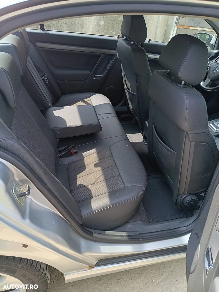 Opel Vectra 1.8 Elegance Easytronic - 7