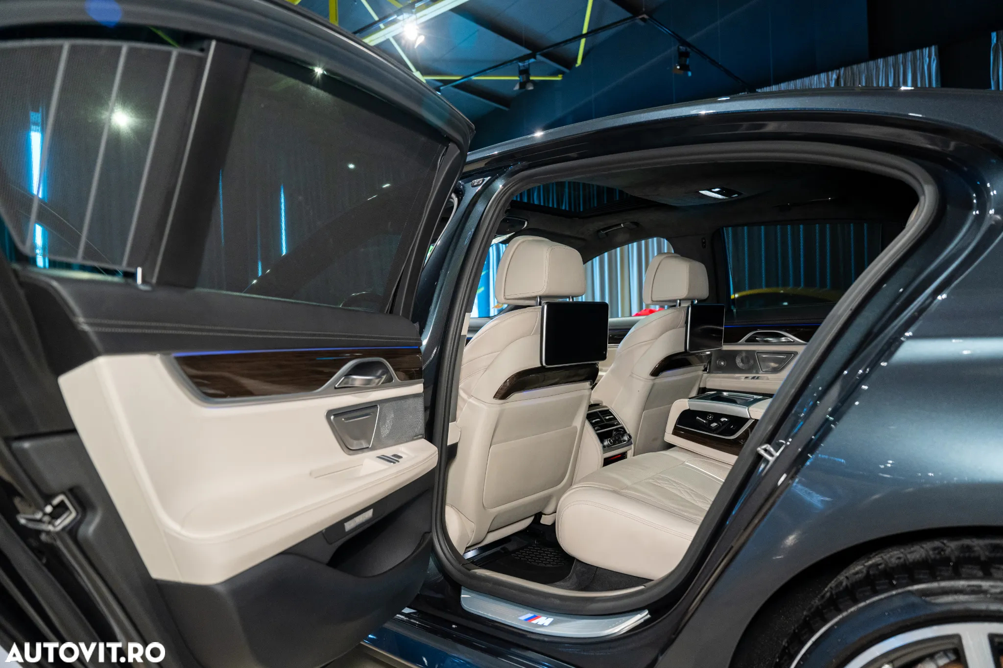 BMW Seria 7 750d xDrive - 14