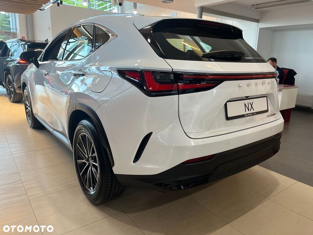 Lexus NX 350h Elegance 2WD - 4