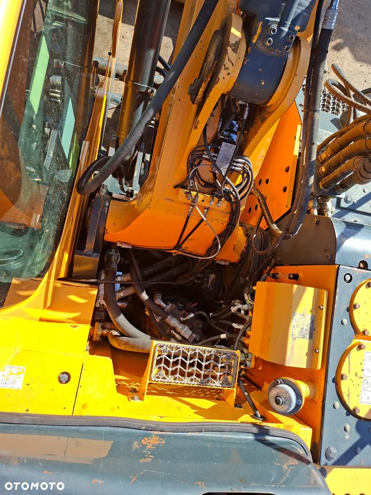 Hyundai HX235 LCR - 22