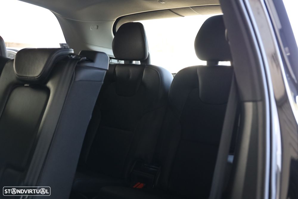 Volvo XC 90 2.0 T8 PHEV Momentum Plus AWD - 13