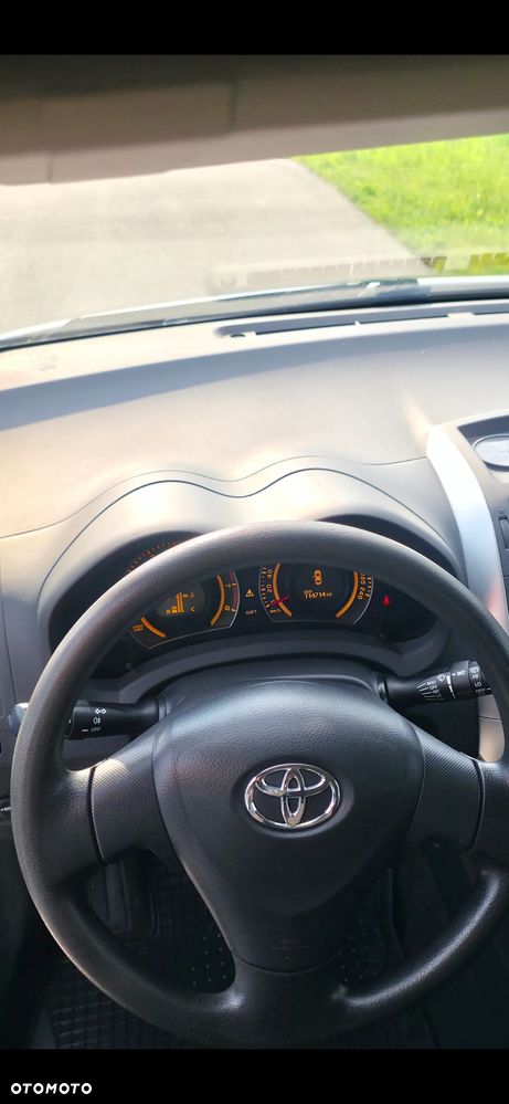 Toyota Auris 1.4 VVT-i Luna - 9