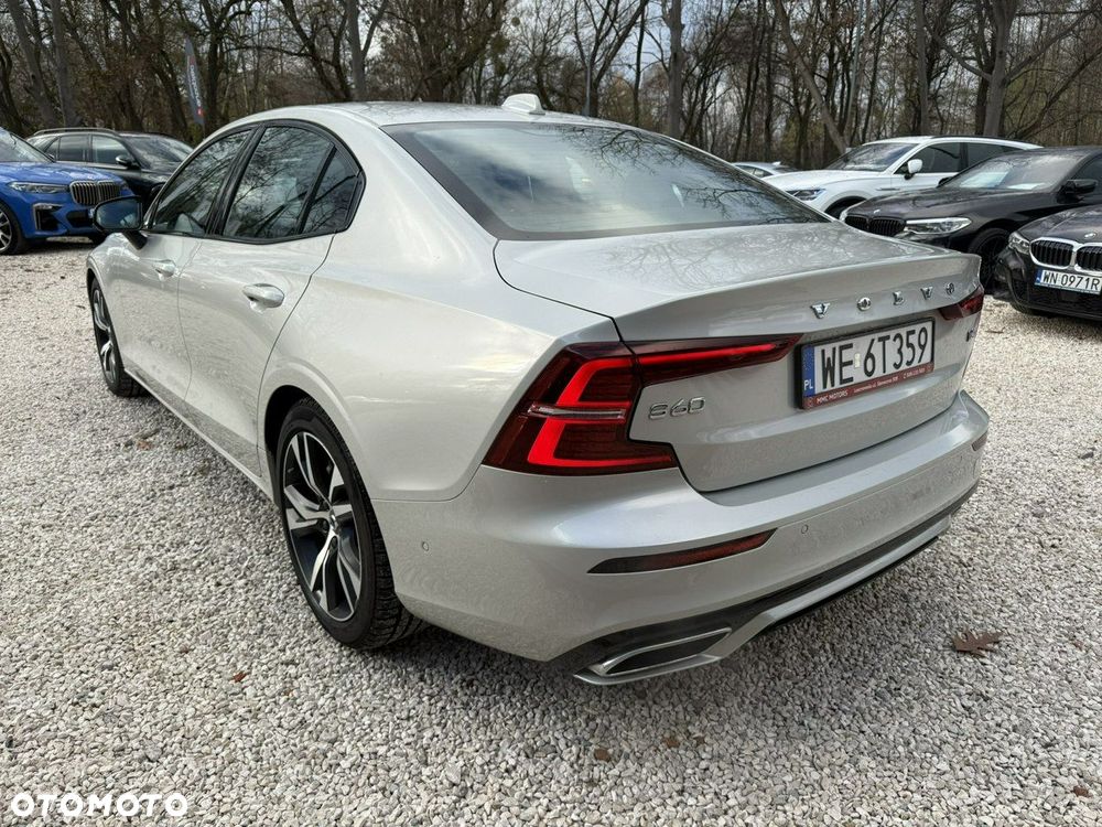 Volvo S60 B4 B R-Design - 18