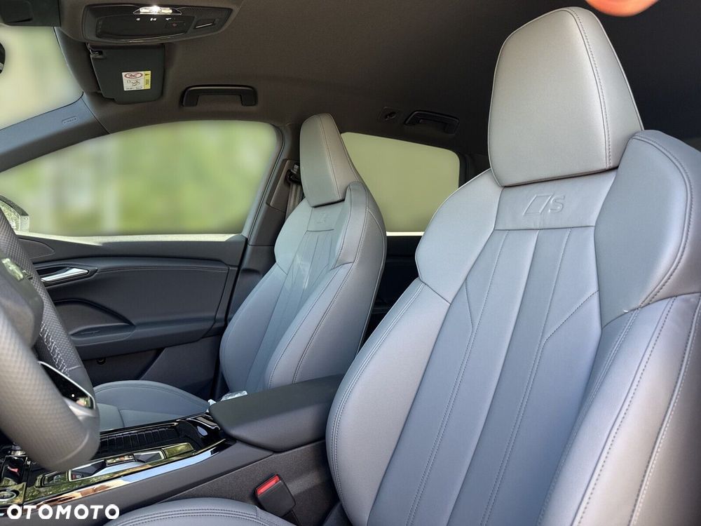 Audi Q6 e-tron - 8
