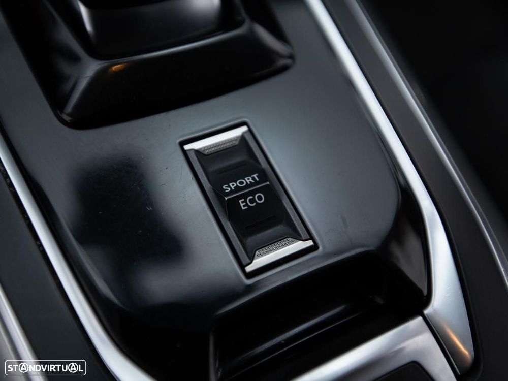 Peugeot 308 SW 1.5 BlueHDi Style EAT8 - 14