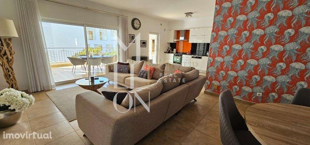 Apartamento T3 com 190m2, localizado na Estrada de Porto de Mós nº23 - Grande imagem: 2/31