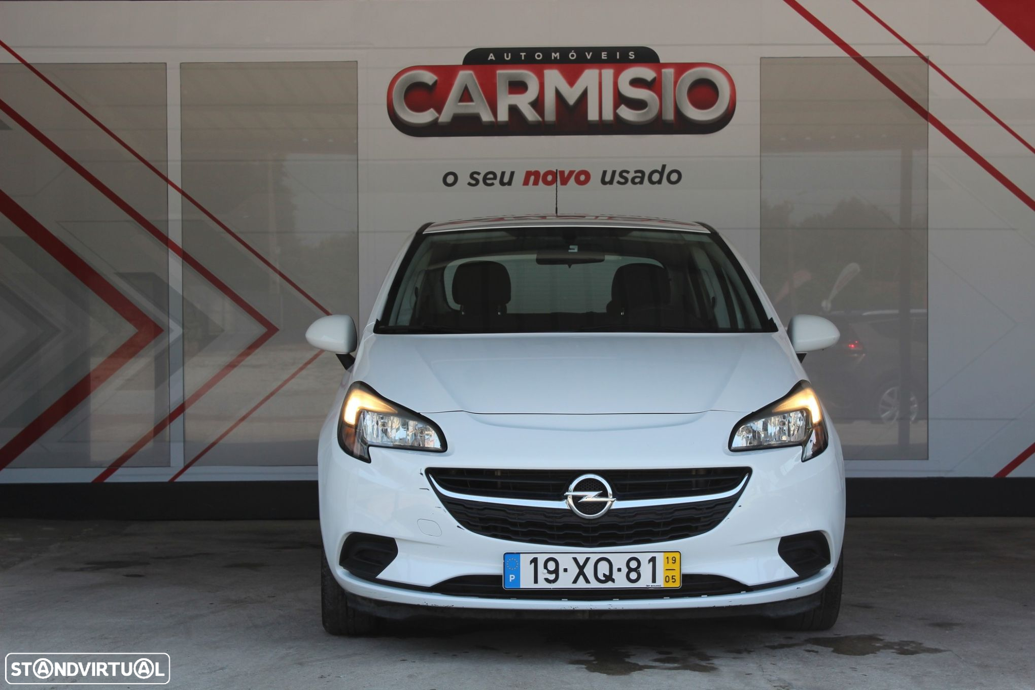 Opel Corsa 1.2 120 Anos - 8