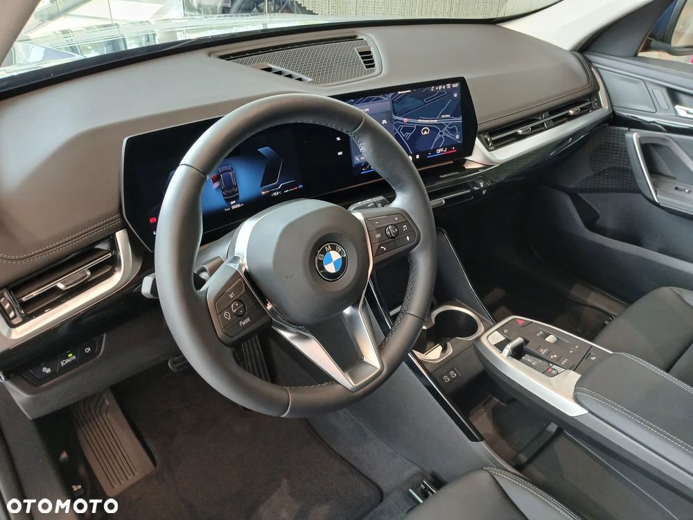 BMW X1 sDrive18i xLine - 17