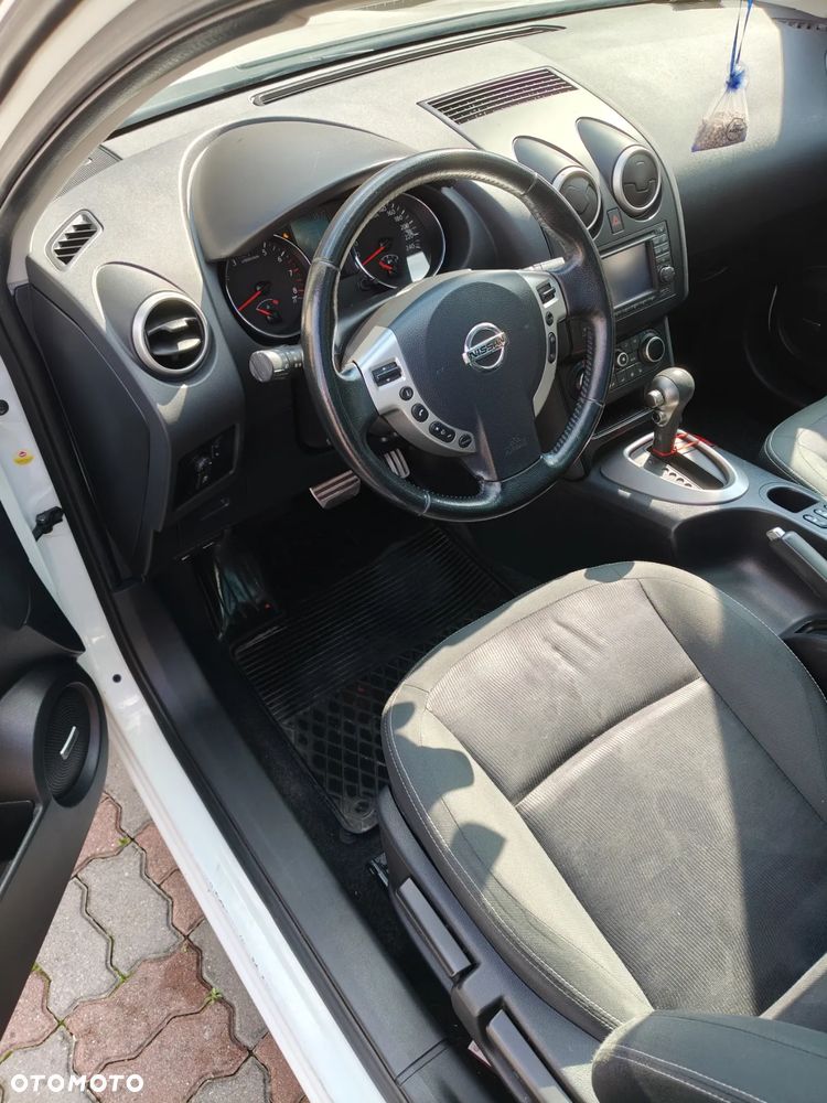 Nissan Qashqai - 11