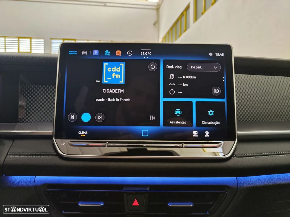 VW Tayron 1.5 eTSI Urban DSG - 25