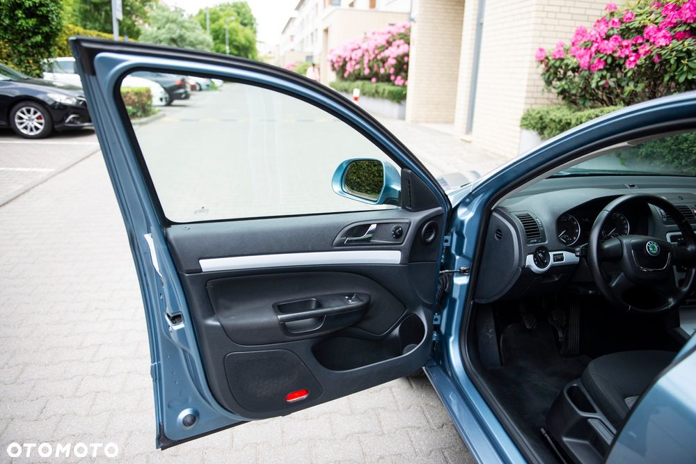 Skoda Octavia 1.6 Active - 14