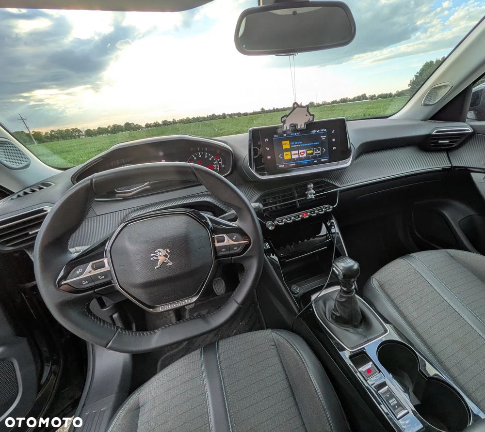 Peugeot 2008 BlueHDi 110 Allure - 11