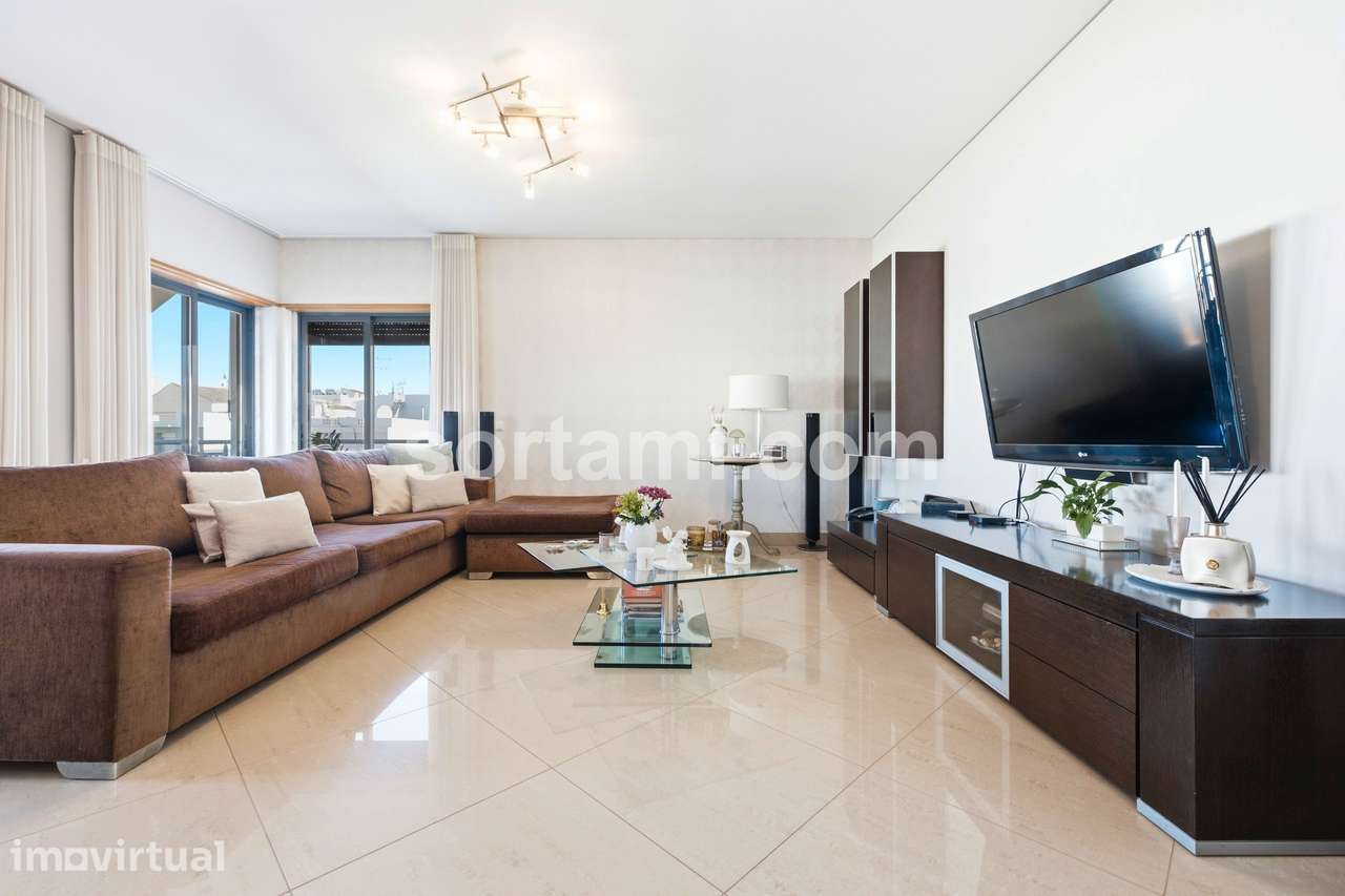 Apartamento T3 Venda em Quarteira,Loulé - Grande imagem: 3/33