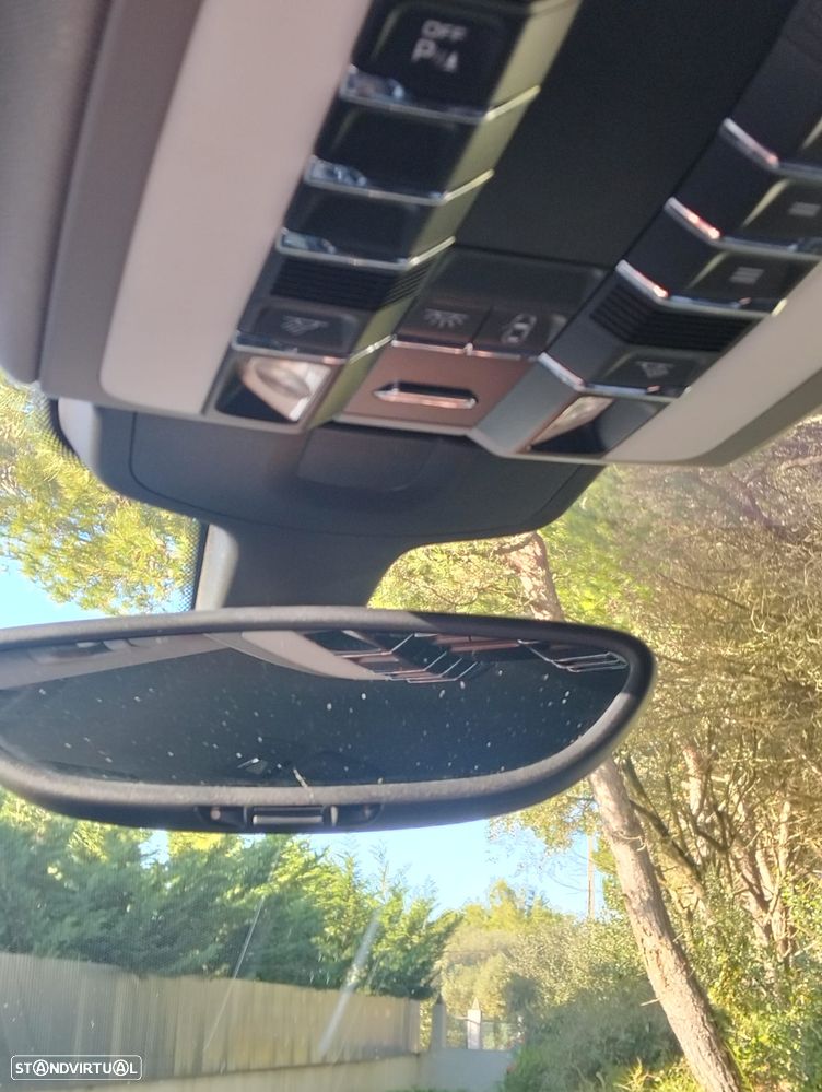 Porsche Panamera 4 S PDK - 36