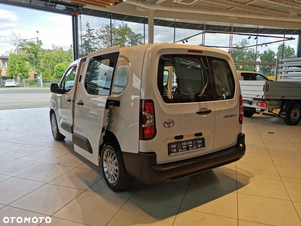 Toyota PROACE CITY - 11