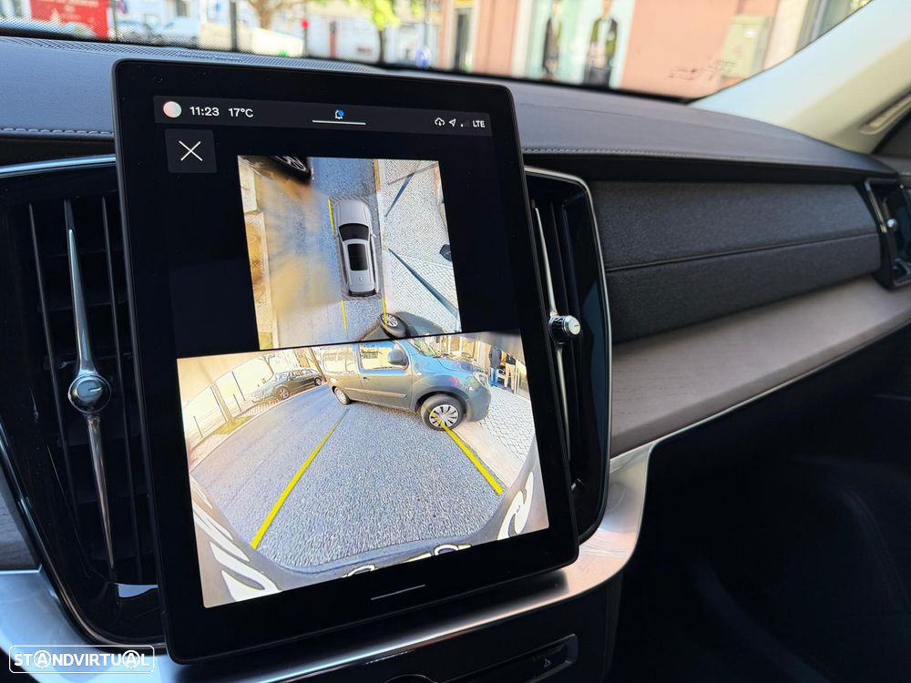 Volvo XC 90 T8 AWD Plus Dark - 25