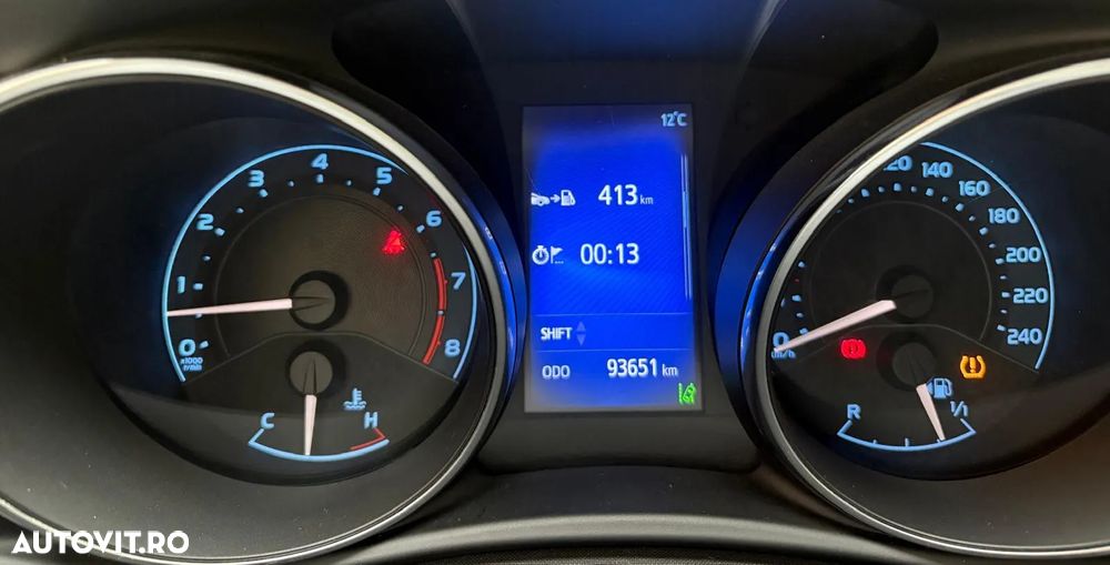 Toyota Auris 1.6 L Valvematic Luna - 23