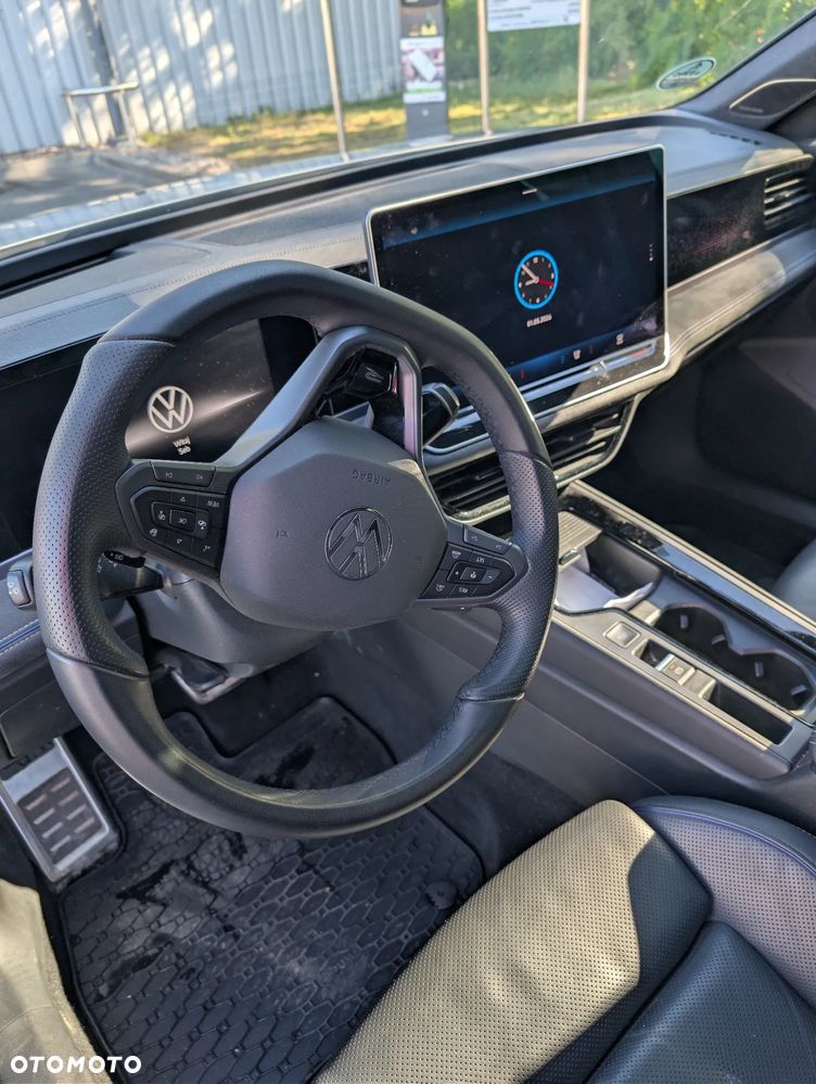 Volkswagen Passat - 9
