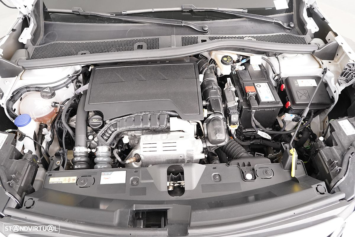 Peugeot 2008 1.2 PureTech Allure - 24