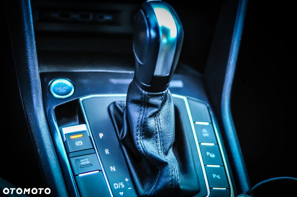 Volkswagen Tiguan - 23