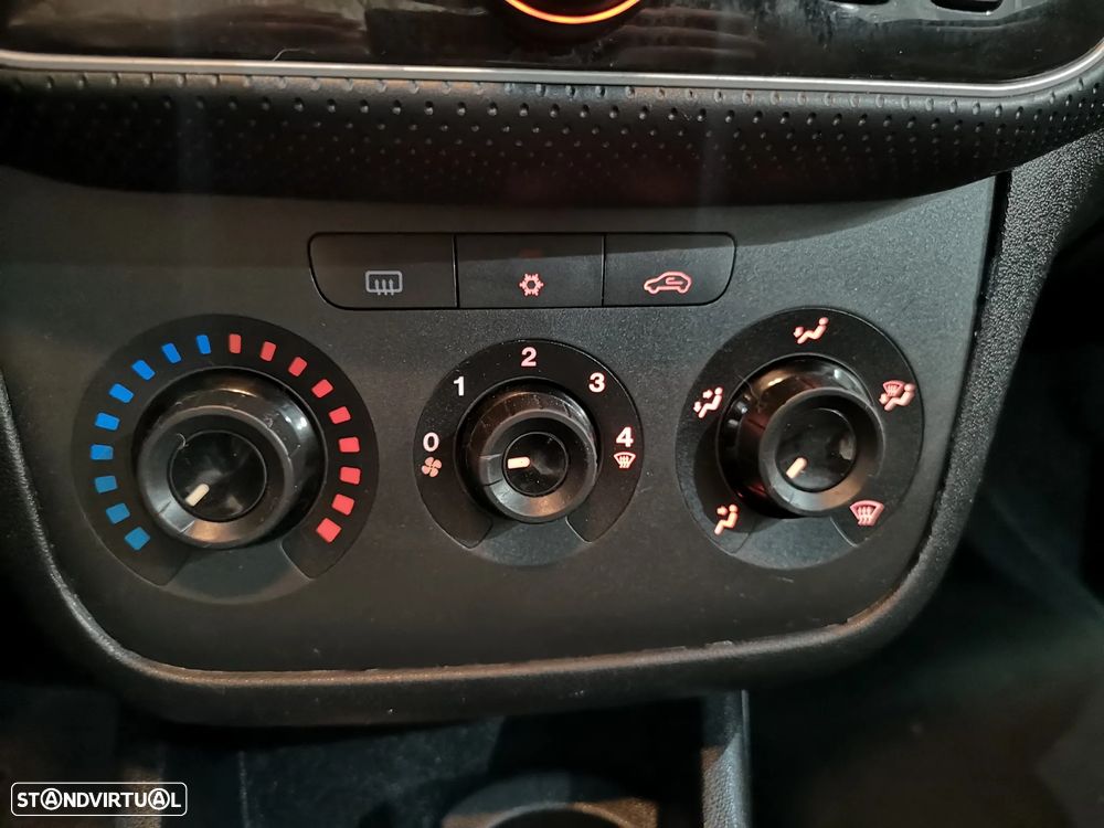 Fiat Punto Evo 1.3 Mjet Dynamic - 27