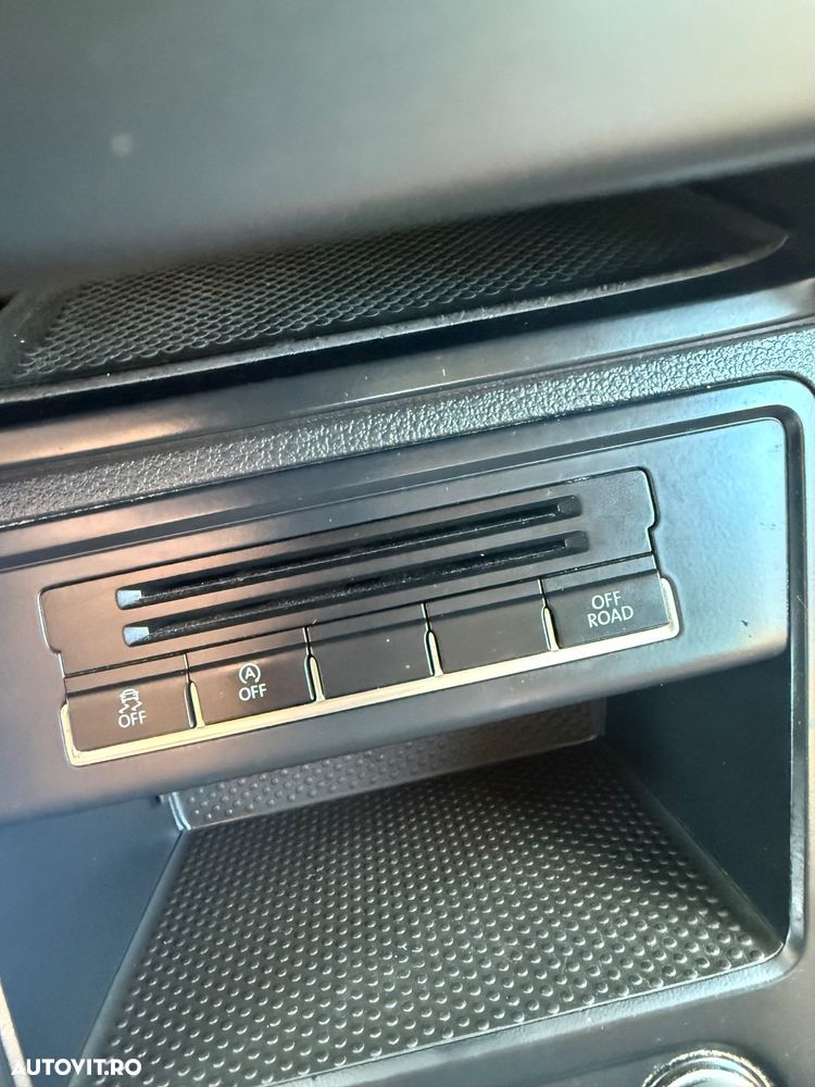 Volkswagen Tiguan - 10