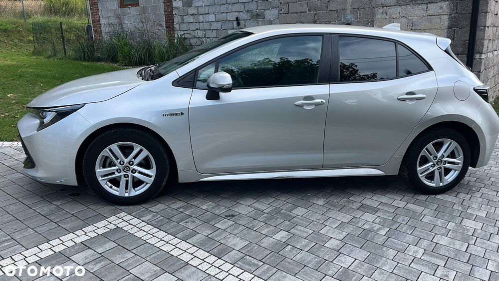 Toyota Corolla 1.8 Hybrid Team Deutschland - 4