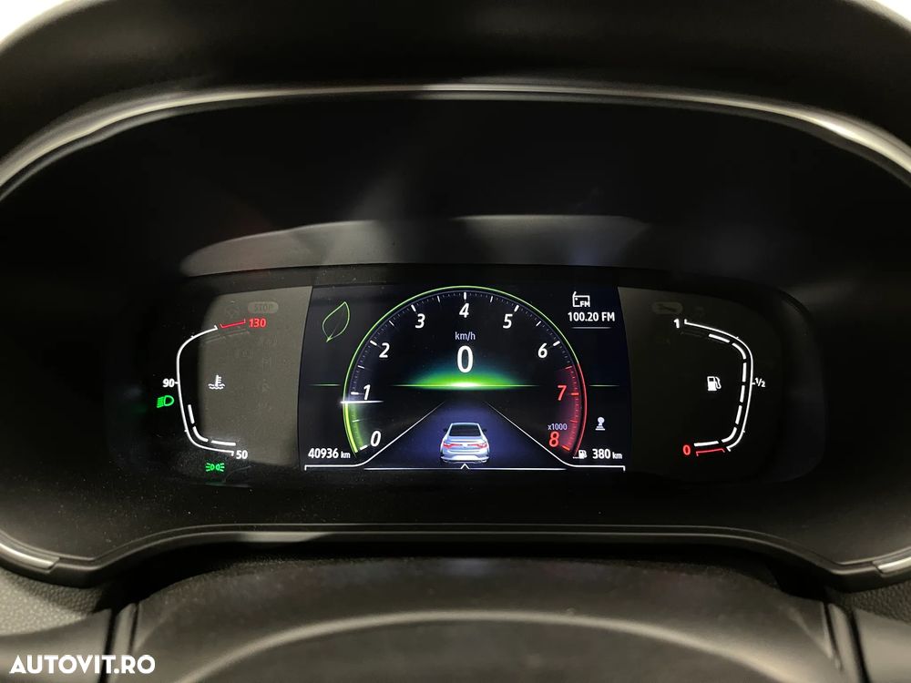 Renault Megane TCE 140 Equilibre - 22