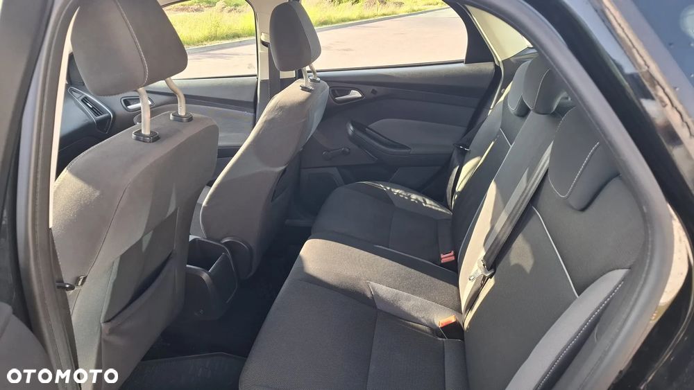 Ford Focus - 10