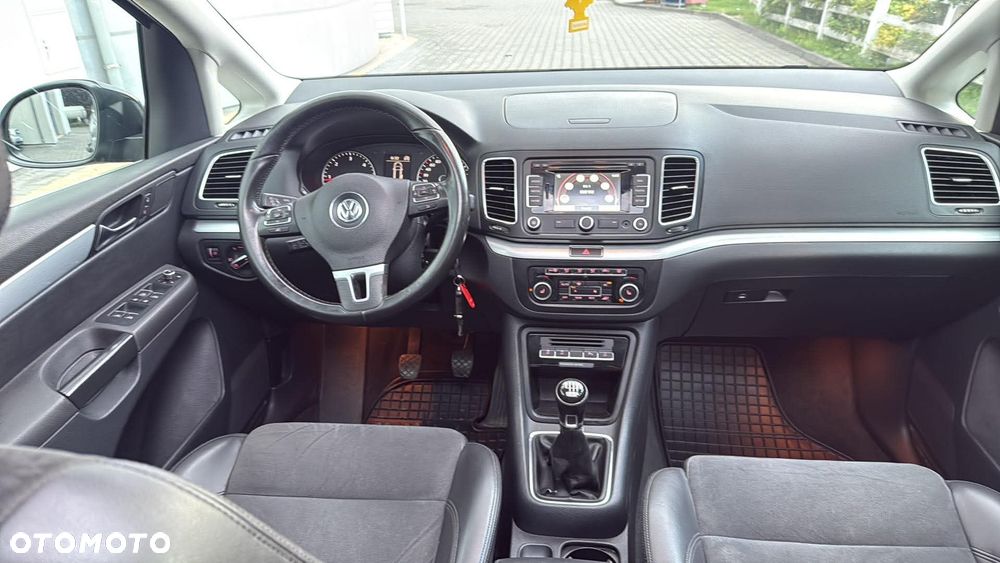 Volkswagen Sharan 2.0 TDI Blue Motion Highline - 12