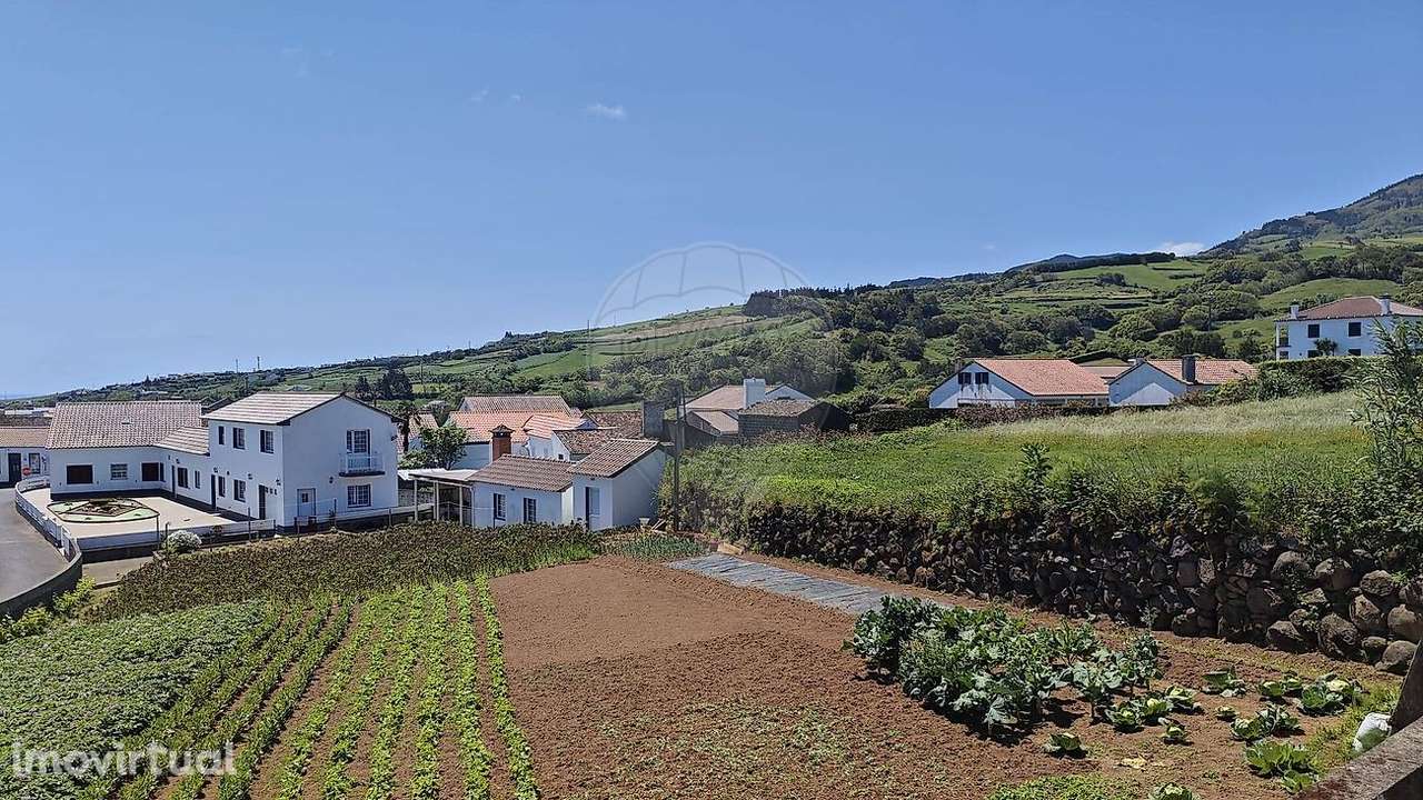 Moradia T2 para venda - Grande imagem: 2/21