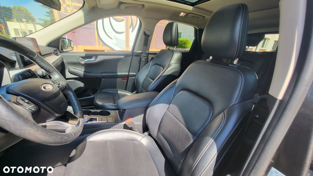 Ford Kuga - 15
