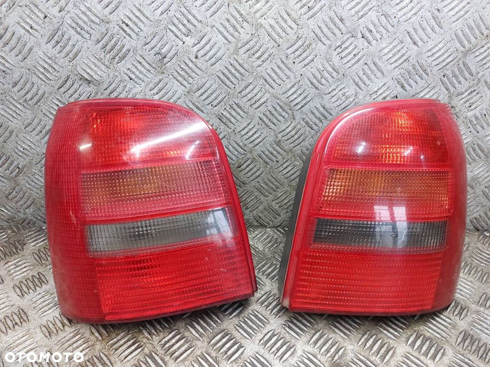 LAMPA LEWY TYŁ + PRAWY TYŁ AUDI A4 B5 KOMBI AVANT 8D9945095A 8D9945096 - 1