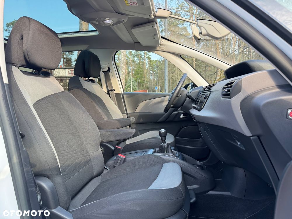 Citroën C4 Picasso e-HDi 115 Exclusive - 19