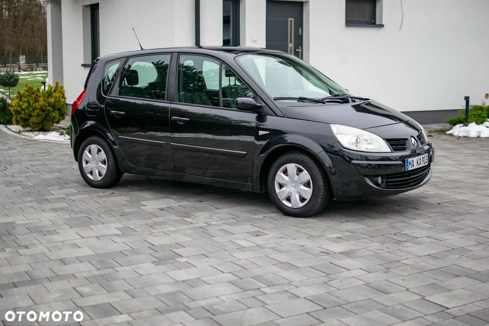 Renault Scenic - 24