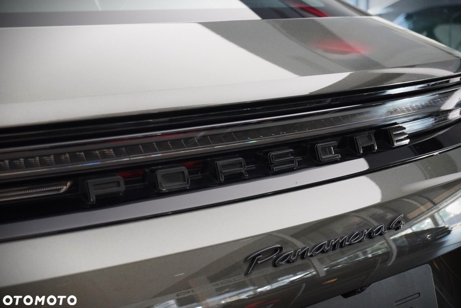 Porsche Panamera - 11