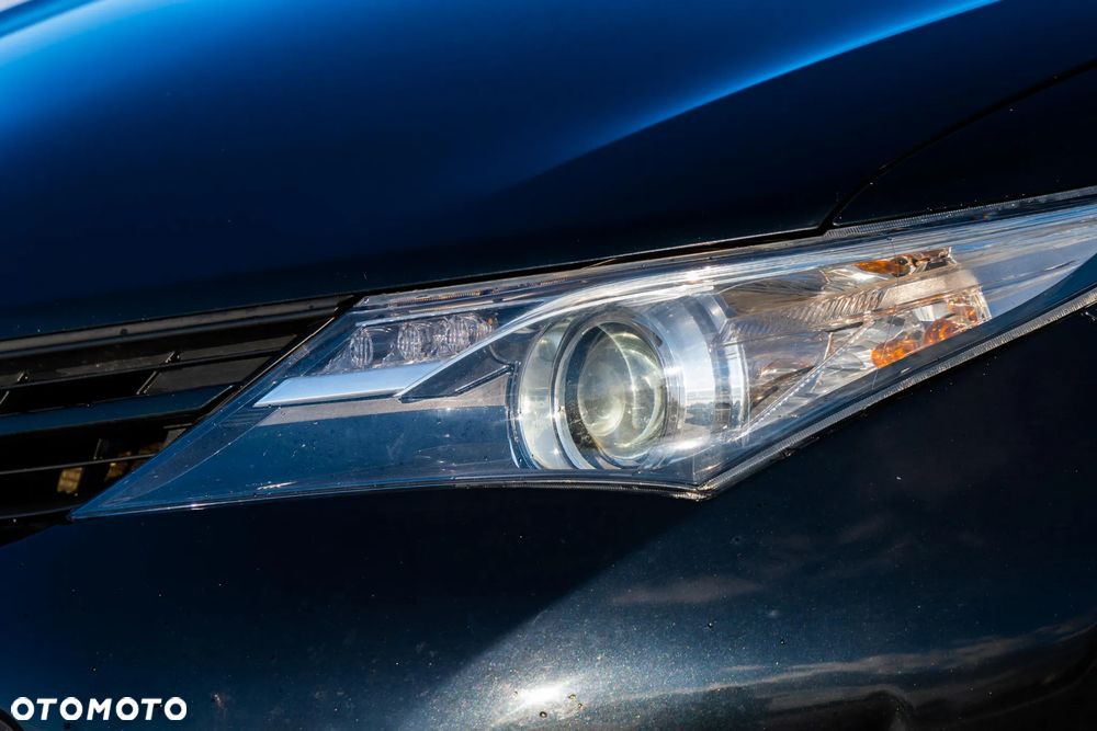 Toyota Auris - 6