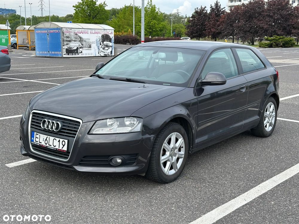 Audi A3 3-drzwiowe 1.6 S tronic Attraction - 5