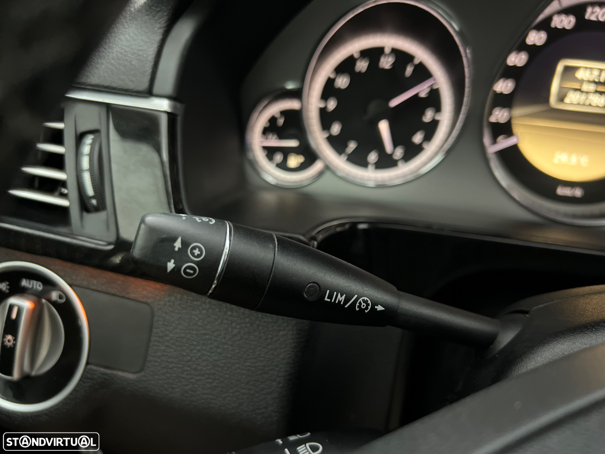 Mercedes-Benz E 250 CDi Avantgarde BlueEfficiency - 19