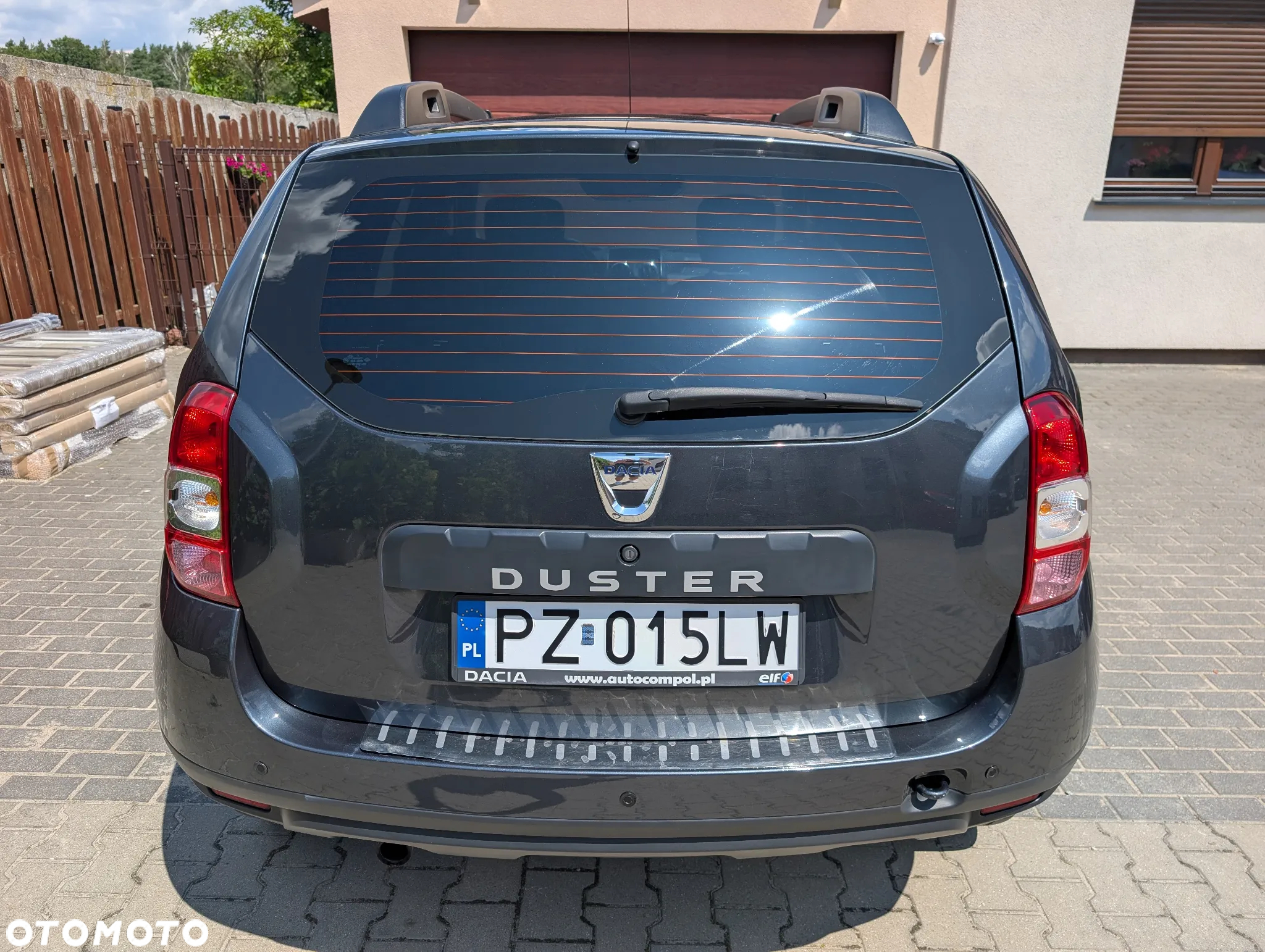 Dacia Duster 1.6 SCe Laureate S&S - 16