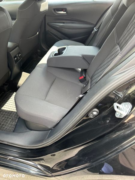 Toyota Corolla 1.8 Hybrid Comfort - 10