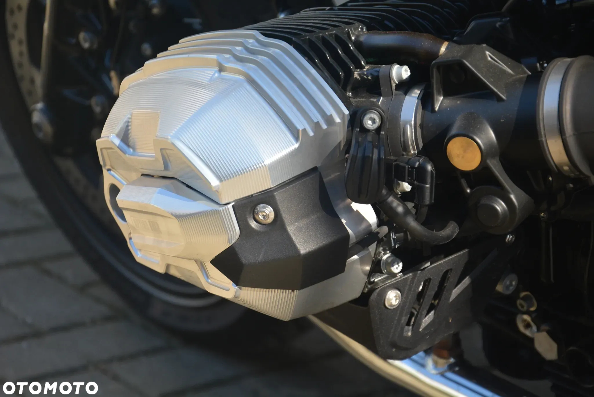 BMW R - 16