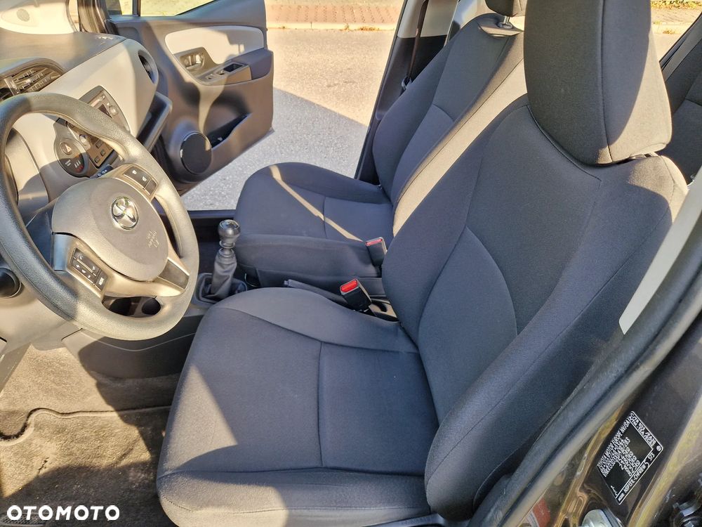 Toyota Yaris 1.5 Premium - 20