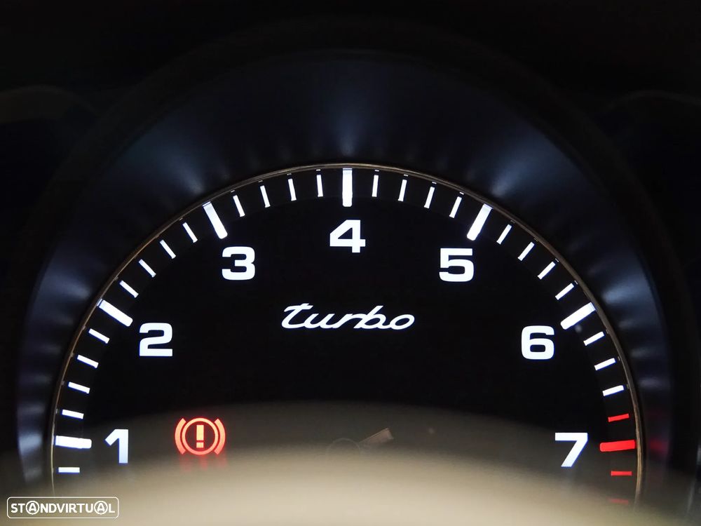 Porsche Panamera Sport Turismo Turbo - 30