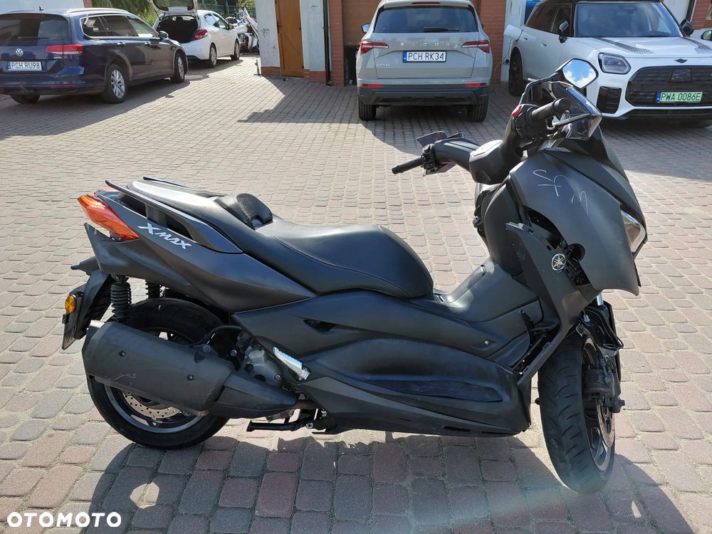 Yamaha X-max - 5