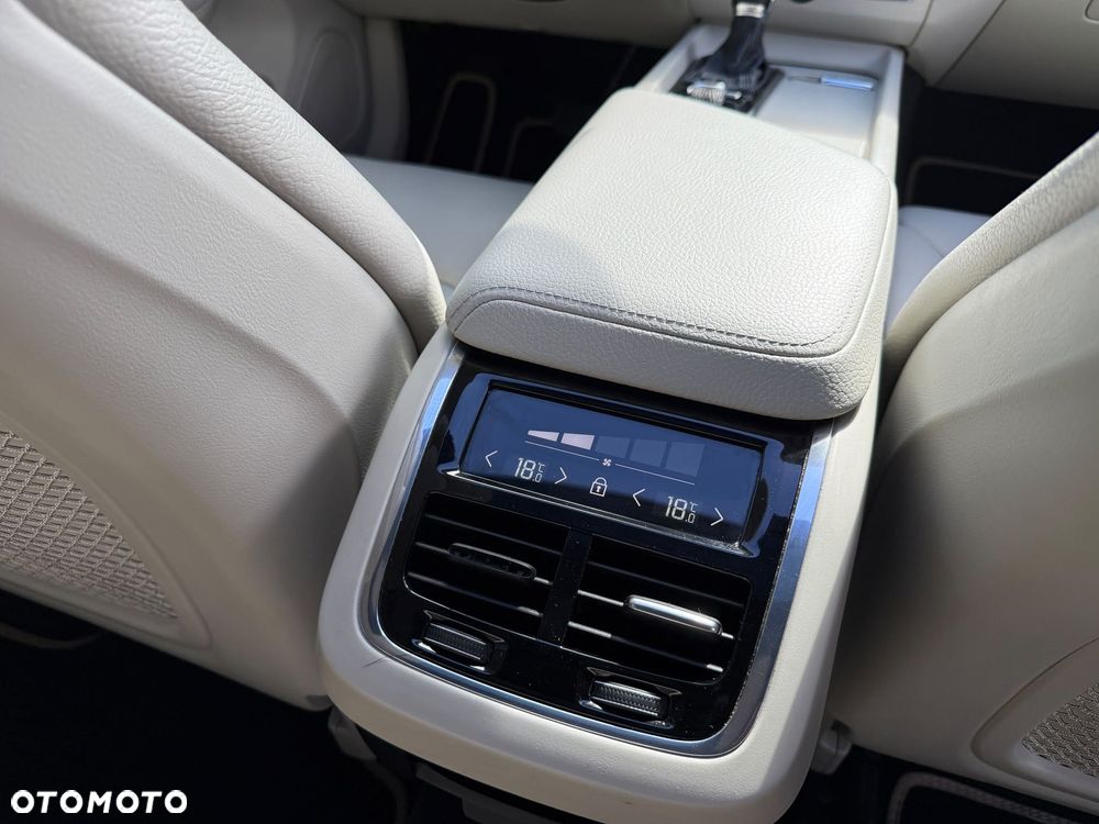 Volvo XC 60 - 3