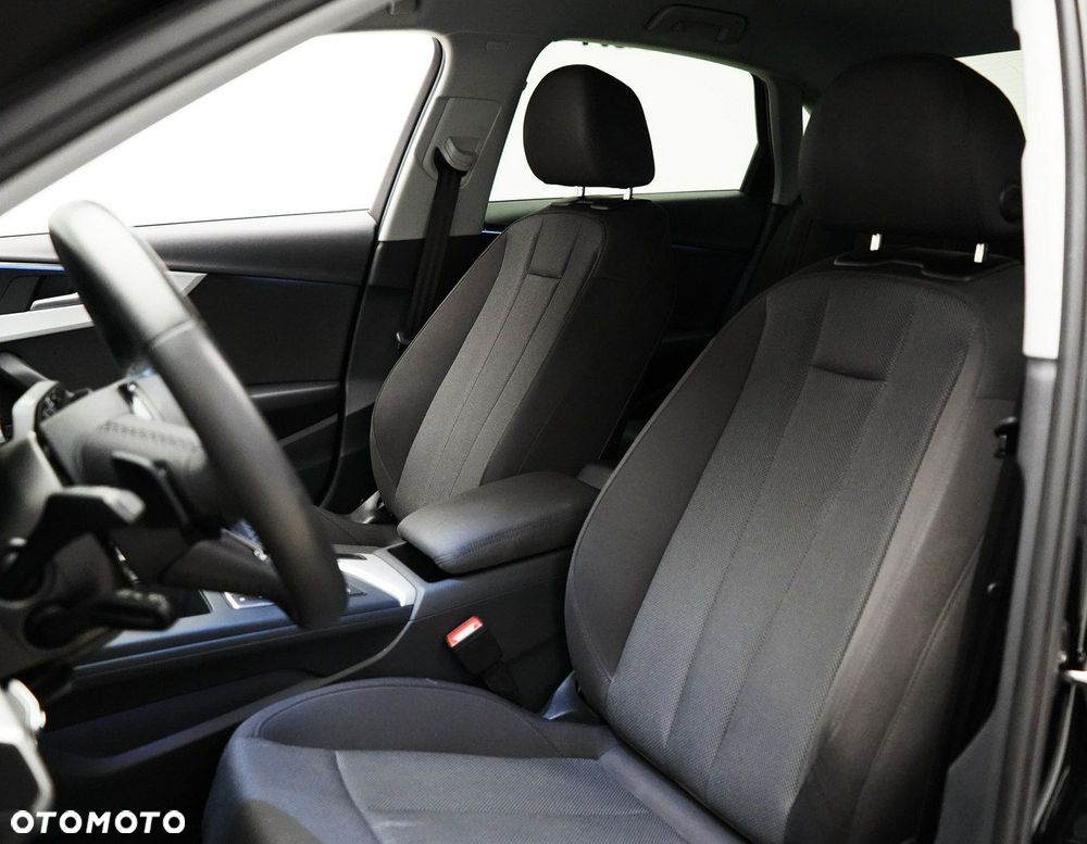 Audi A4 Limousine - 18